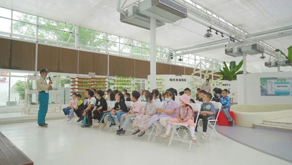 251625441dad13ab771820.jpg 華10.jpg